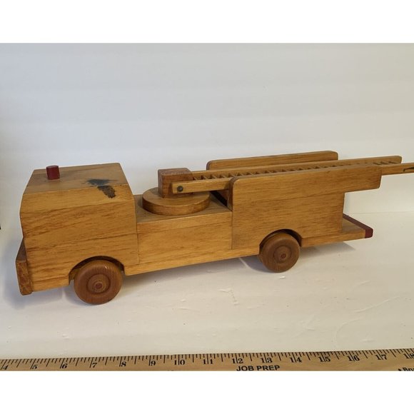 Vintage handmade Wood Firetruck Engine Toy SIGNED DATED - Picture 7 of 16